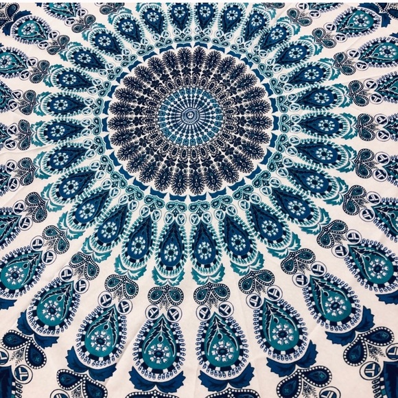 Round Chiffon Beach Towel Throw Blanket - Picture 6 of 8